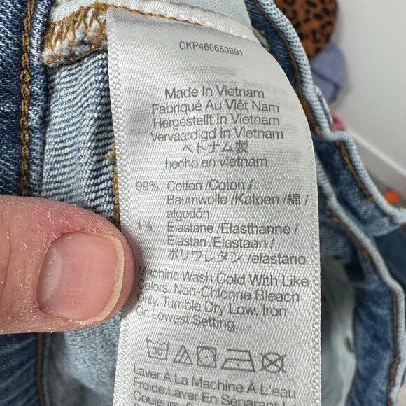 Madewell Size 27 The Mid-Rise Perfect Vintage Jean Medium Wash Distressed Casual - Picture 3 of 9